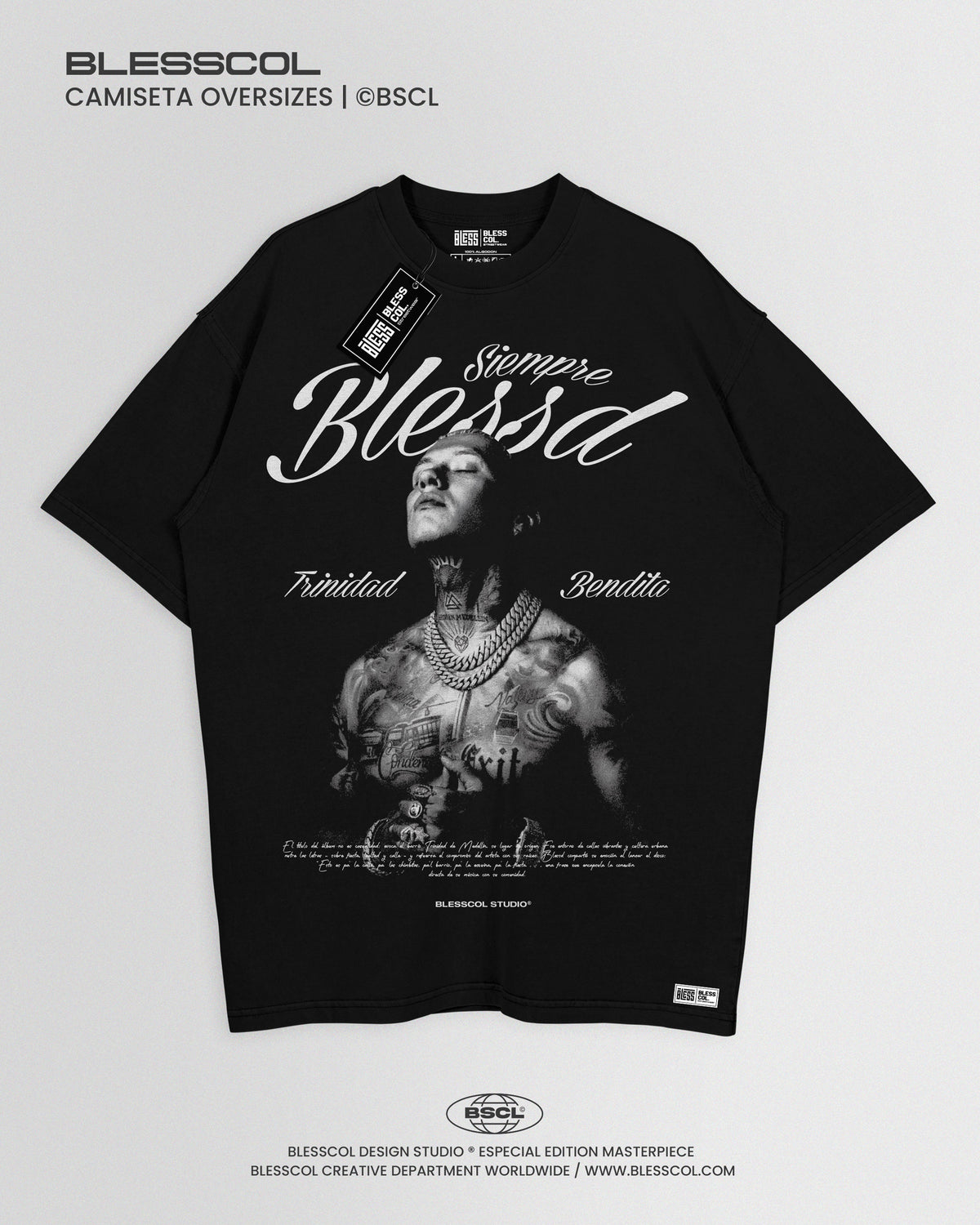 CAMISETA OVERSIZE BLESSD TRINIDAD BENDITA
