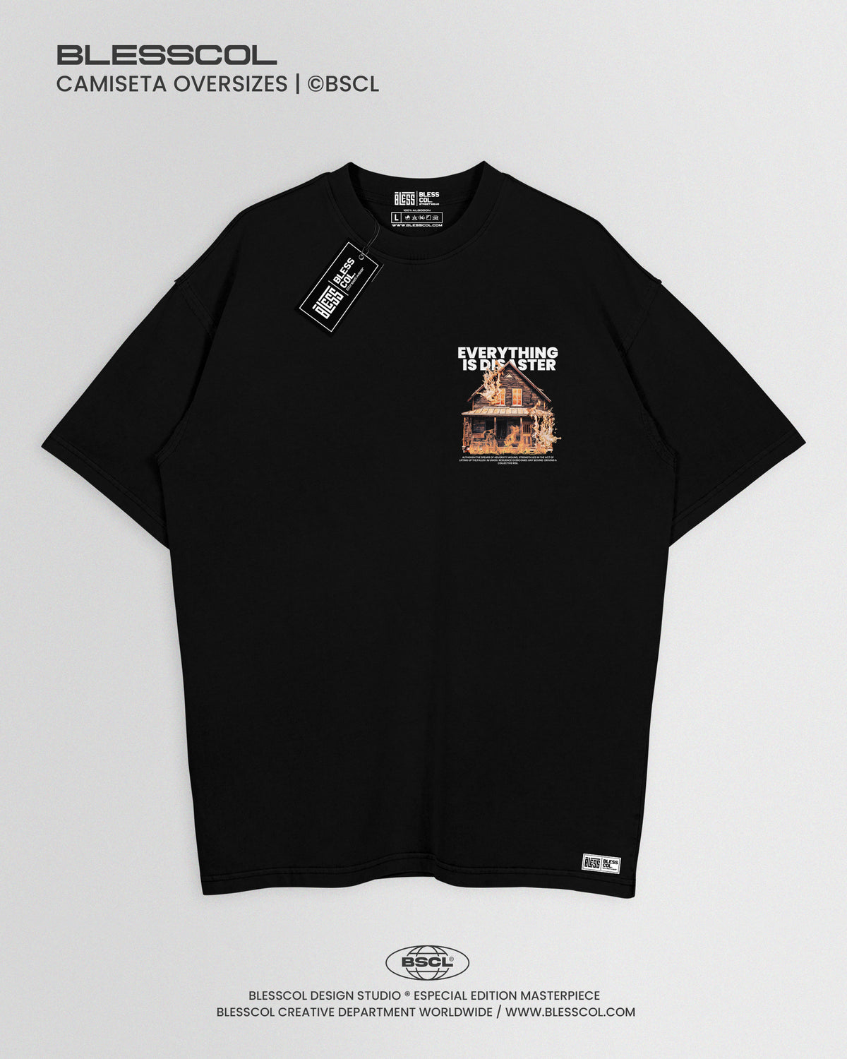 CAMISETA OVERSIZE VERYTHING IS DISASTER