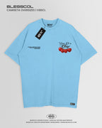 CAMISETA OVERSIZE EDITION LOVE IS A TRAP