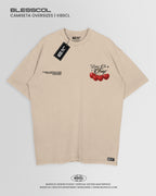 CAMISETA OVERSIZE EDITION LOVE IS A TRAP